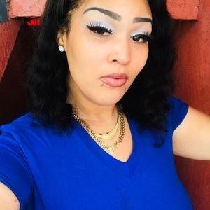 Meet your Posher, Janisa